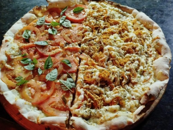 Na Lenha Pizzaria e Restaurante